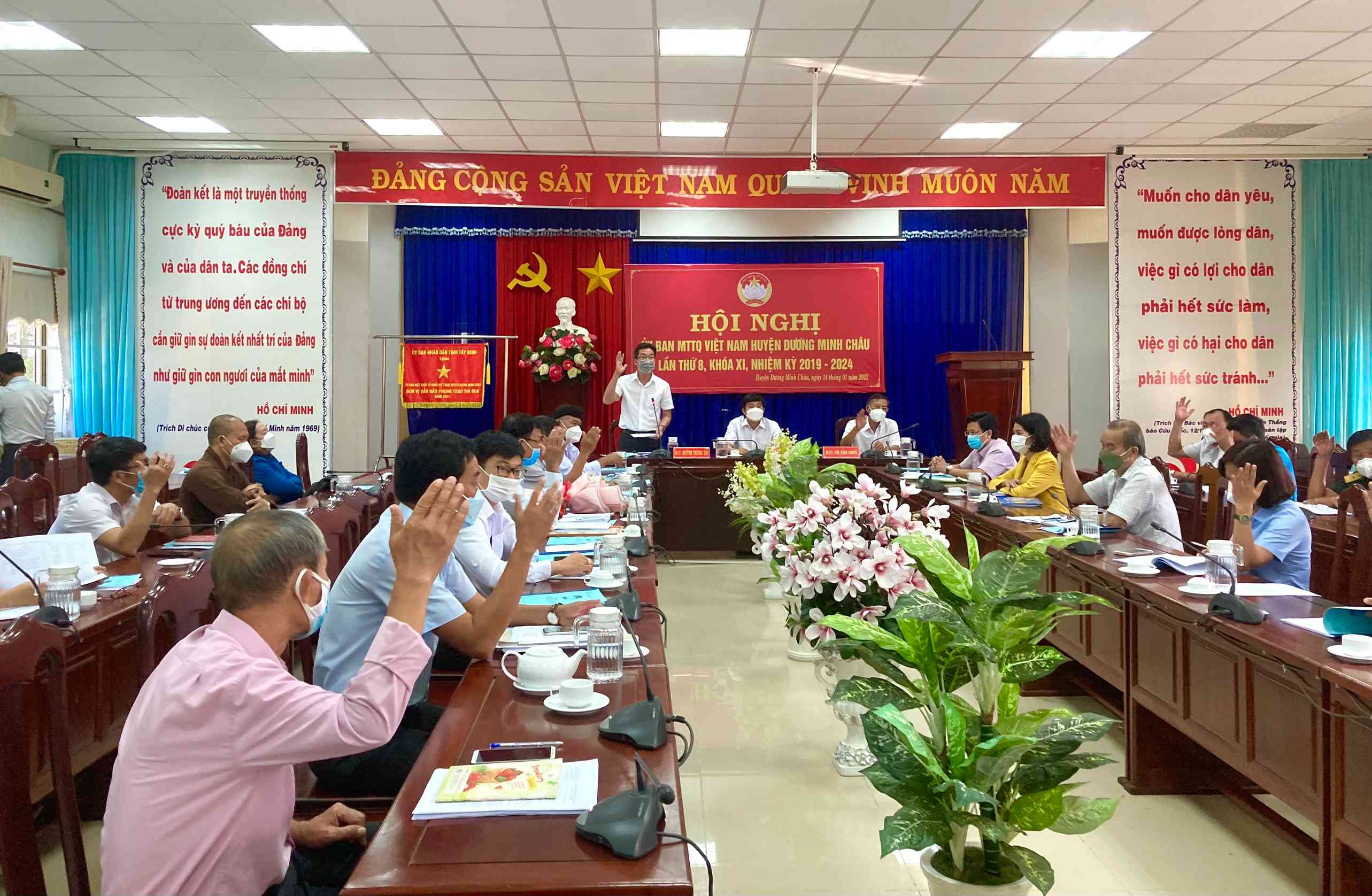 Huyện Dương Minh Châu:  Hội nghị Uỷ ban Mặt trận Tổ Quốc Việt Nam huyện lần thứ 8, khoá XI, nhiệm kỳ 2019-2024